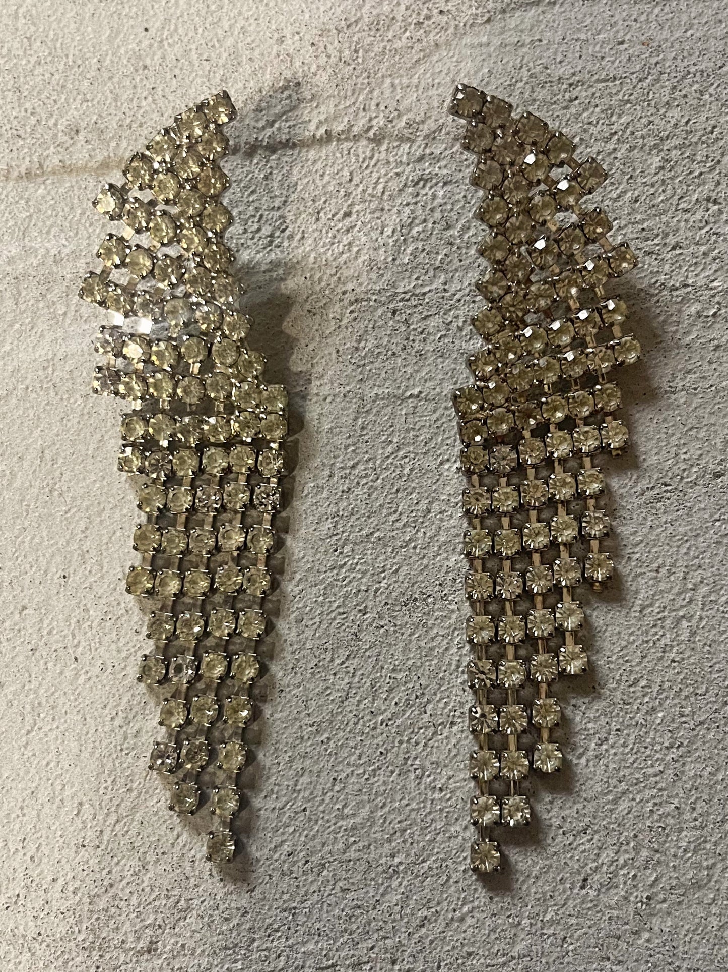 winged earrings in rhinestone