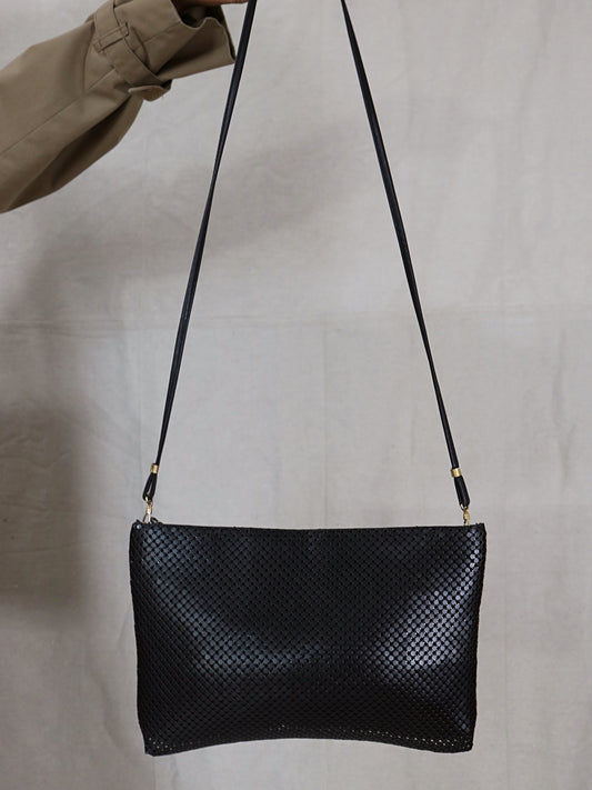 chain mail purse in matte black
